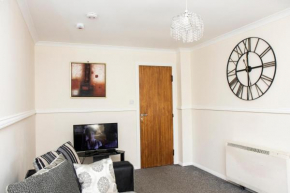 The Summit Apartment - Perfect Short or Long stay